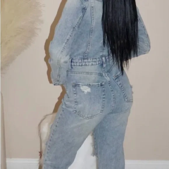 Malibu Bum Distressed Denim Jumpsuit Coveralls, Size L, but fits like a XS, NWT - Picture 3 of 6